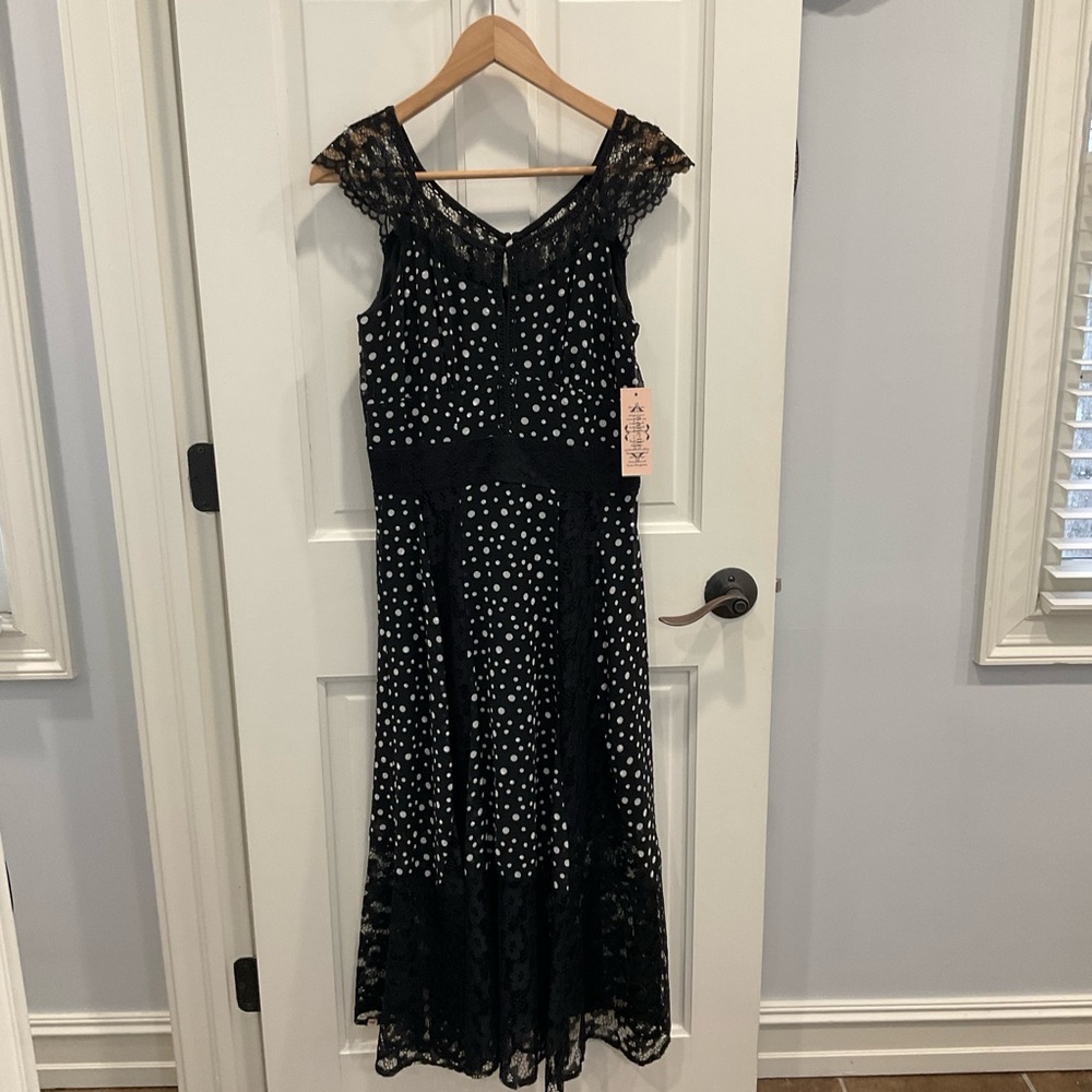 NWT Nanette Lepore Women’s Black and White Polka Dot Dress Size 4